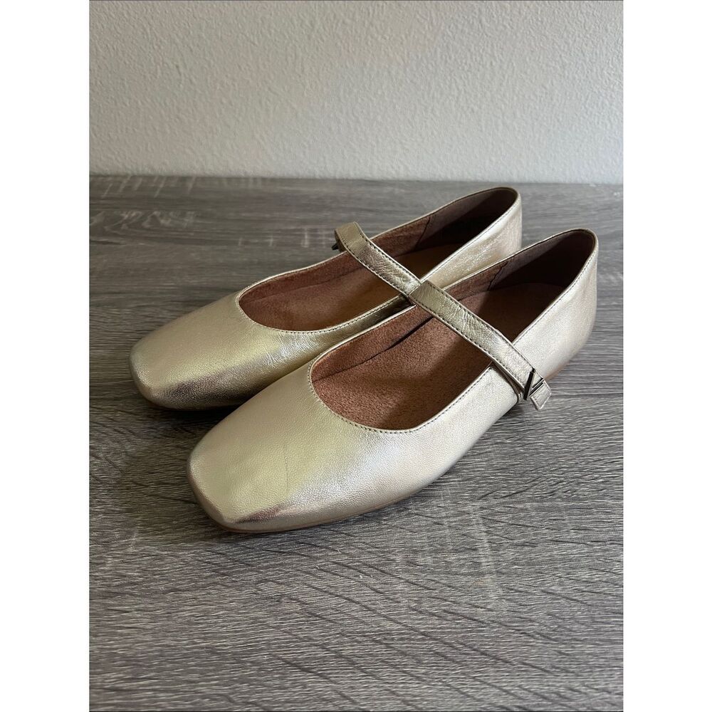 New Women’s Vionic Alameda Mary Jane Flat Gold Leather 8.5 - Picture 3 of 10